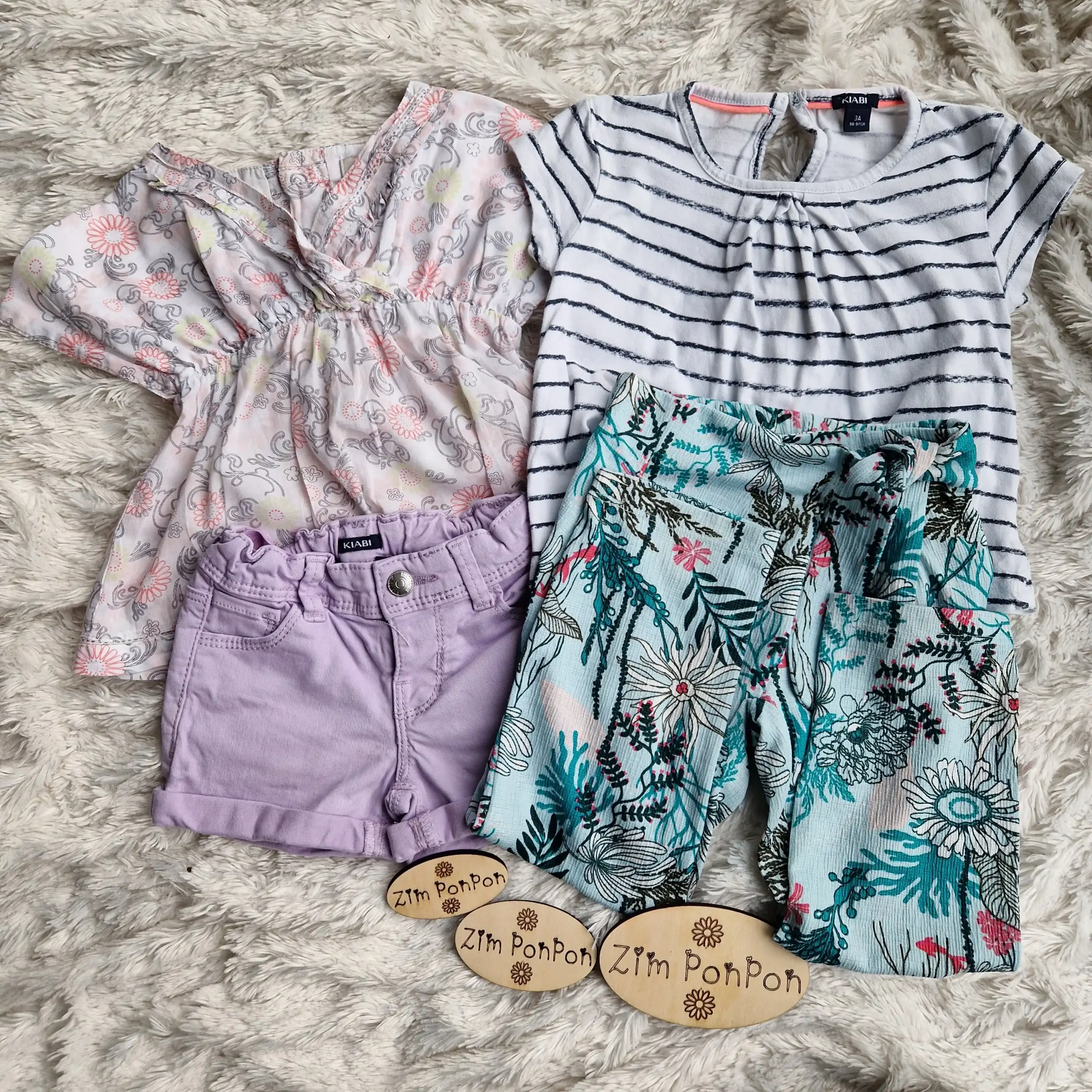 Lot été fille 3 ans , pantalon tropical , short violet , chemisier rose et tee-shirt a rayure bleu et blanc