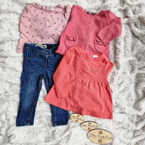 Lot Mignonne 9 mois pantalon jeans , deux t-shirt et un gilet rose