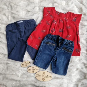 Lot Lou fille 24 mois pantalon bleu jeans , chemisier rouge